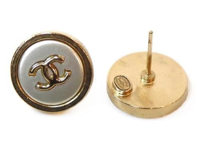Orecchini Chanel CC rotondi oro D'oro - vista 4