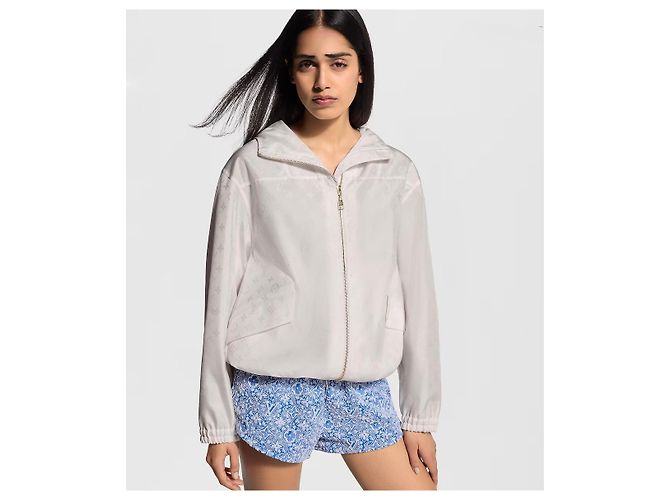 Louis Vuitton Giacca a vento con cappuccio Monogram da donna Condizione/Taglia Bianco - vista 8