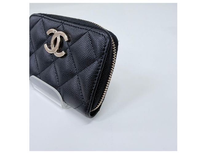 Chanel Portamonete Classic Caviar da Donna Nero - vista 3
