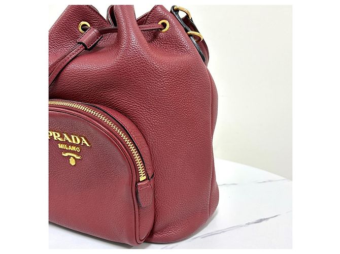 Prada Borsa Bucket Crossbody Vittelo Dino Rossa Rosso - vista 8