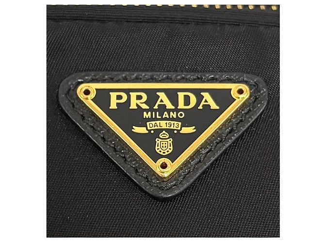 Prada Borsa bucket in nylon con logo triangolare Nero - vista 7