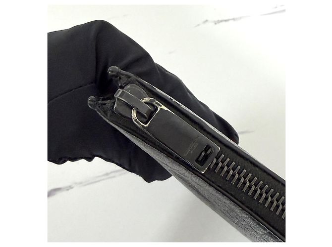 Saint Laurent Borsa a pochette in pelle Monogram Nero - vista 10