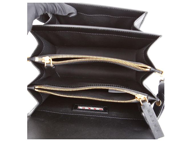 Marni Borsa a tracolla Trunk Medium in pelle Saffiano Nera Nero - vista 8