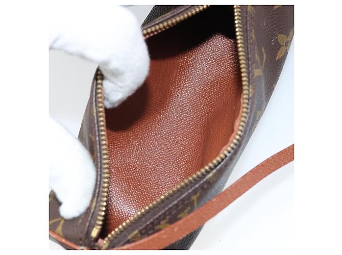 Louis Vuitton Papillon Pochette Monogram Canvas Mini Marrone - vista 5
