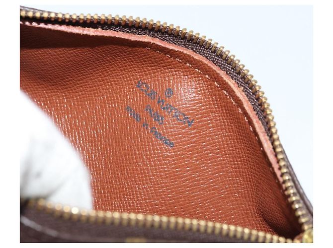 Louis Vuitton Papillon Pochette Monogram Canvas Mini Marrone - vista 6