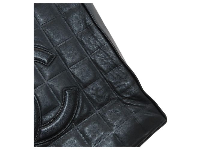 Chanel Chocolate Bar Tote Bag aus Lammleder Schwarz - Ansicht 12