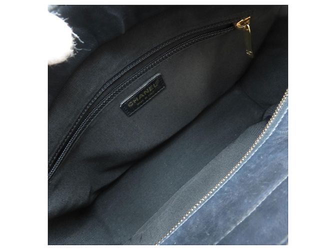 Chanel Chocolate Bar Tote Bag aus Lammleder Schwarz - Ansicht 5