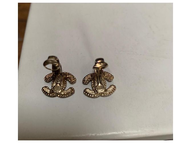 Chanel CC Logo Ohrringe Schwarz Weiß Rot Golden - Ansicht 6