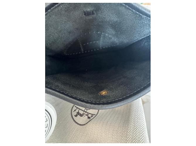 Evelyne Mini sac à bandoulière Hermès en cuir noir - vue 4
