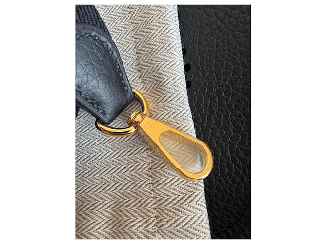 Evelyne Mini sac à bandoulière Hermès en cuir noir - vue 6