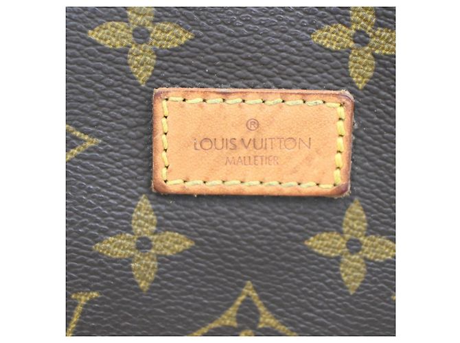 Louis Vuitton Saumur Monogram 30 Marrone - vista 6