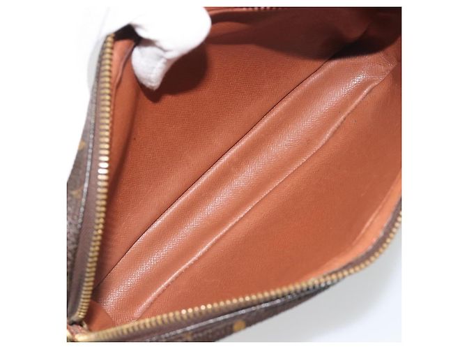 Louis Vuitton Marly Monogram PM Marrone - vista 5