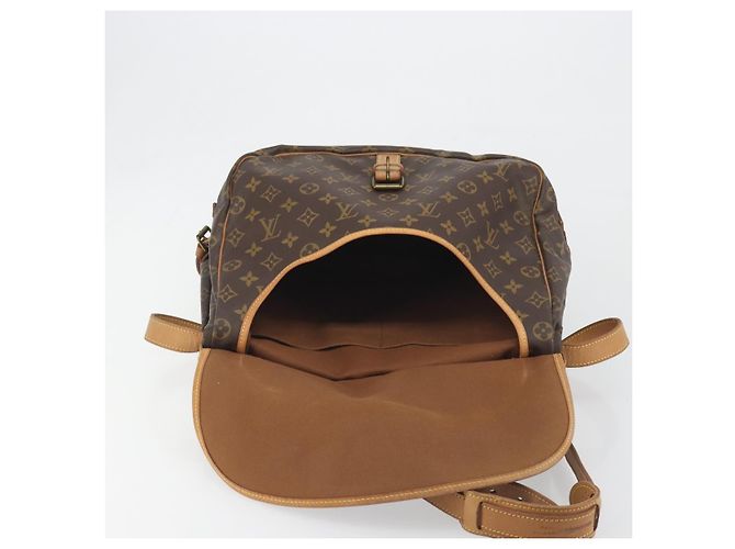 LOUIS VUITTON Monogram Saumur 35 Shoulder Bag M42254 LV Auth ka5729 Monogramma - vista 29