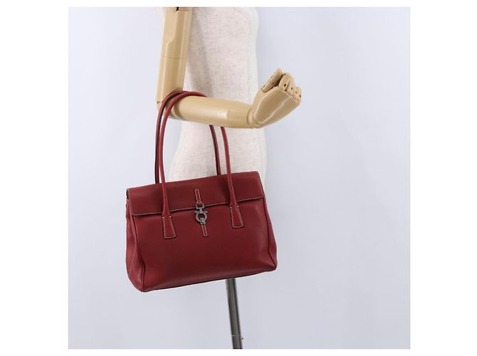 Borsa Salvatore Ferragamo Gancini in pelle rossa e argento Auth 196333 Rosso - vista 27