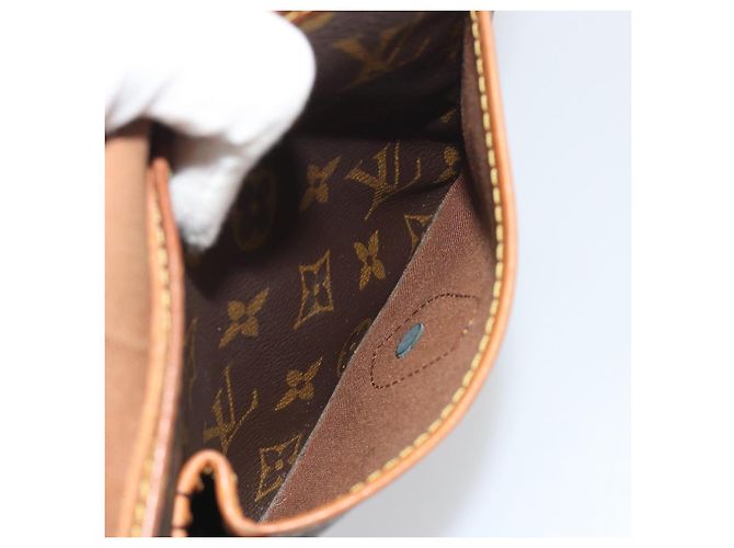 LOUIS VUITTON Monogram Gibeciere MM Shoulder Bag M42247 LV Auth 197052 Monogramma - vista 25