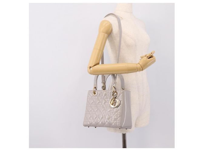 Borsa a Mano Christian Dior Lady Dior Vernice 2way Grigio Oro Auth BA14819SAM Marrone D'oro - vista 25