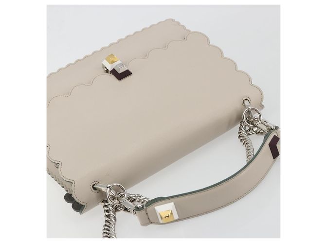 Sac à épaule FENDI Canay Chain en cuir 2 voies Gris Argent 8BT283 Auth 198665M Marron Argenté - vue 6