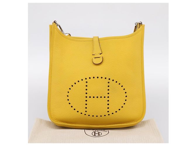 Hermès Borsa a tracolla HERMES Evelyn 3PM in pelle Taurillon Clemence Gialla Auth ka5719SAV Argento Giallo - vista 20