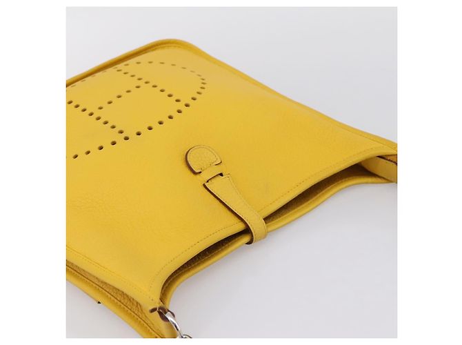 Hermès Borsa a tracolla HERMES Evelyn 3PM in pelle Taurillon Clemence Gialla Auth ka5719SAV Argento Giallo - vista 6