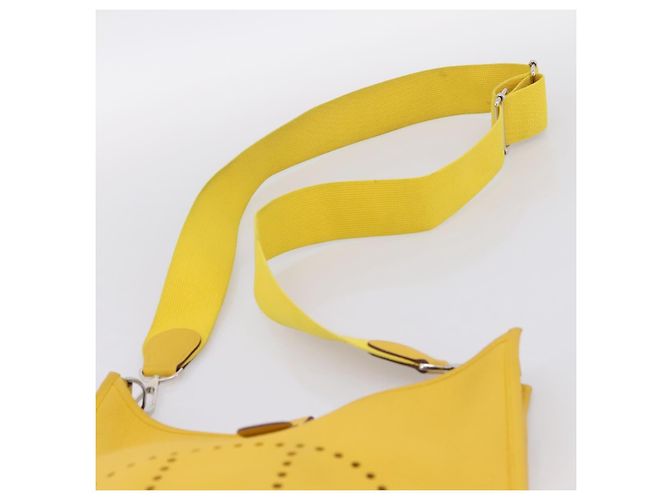 Hermès Borsa a tracolla HERMES Evelyn 3PM in pelle Taurillon Clemence Gialla Auth ka5719SAV Argento Giallo - vista 8