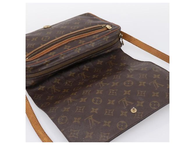 LOUIS VUITTON Monogram Saint Germain 28 Shoulder Bag M51207 LV Auth BA15052 Monogramma - vista 19