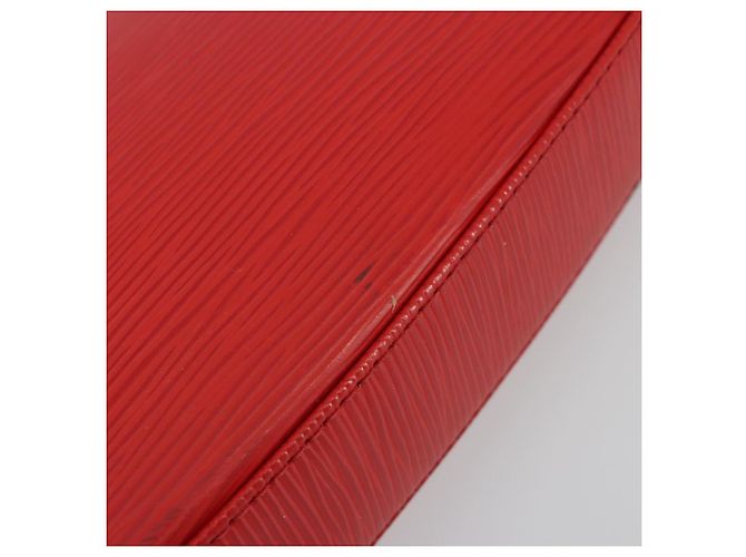 LOUIS VUITTON Epi Pochette Accessoires Pouch Carmine M40776 LV Auth 197580V - vista 9
