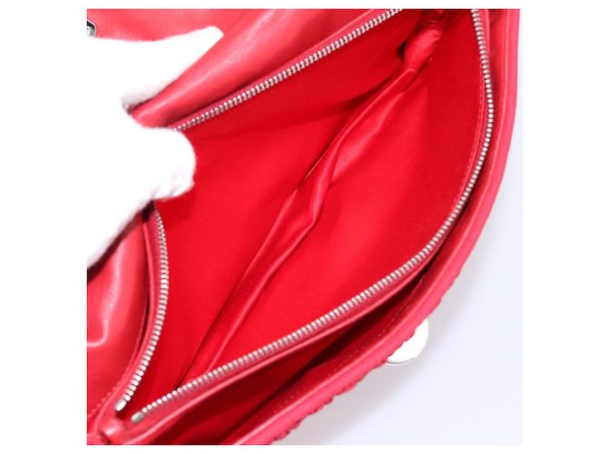 Borsa a tracolla Miu Miu Matelassé con catena in nylon rosso argento Auth 198738A - vista 11