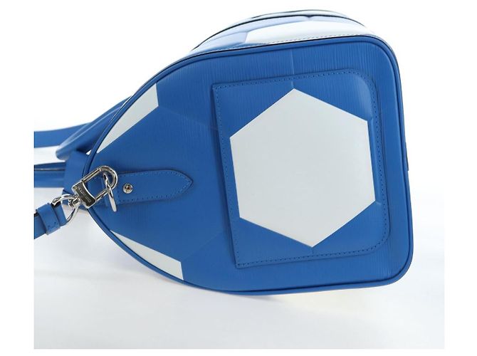 Borsa LOUIS VUITTON Epi 2018 FIFA Keepall Bandouliere 50 Blu M52120 Auth 196804SM - vista 3