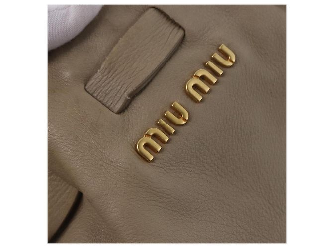 Borsa Tote Miu Miu in pelle beige tono oro Auth 198364A - vista 18