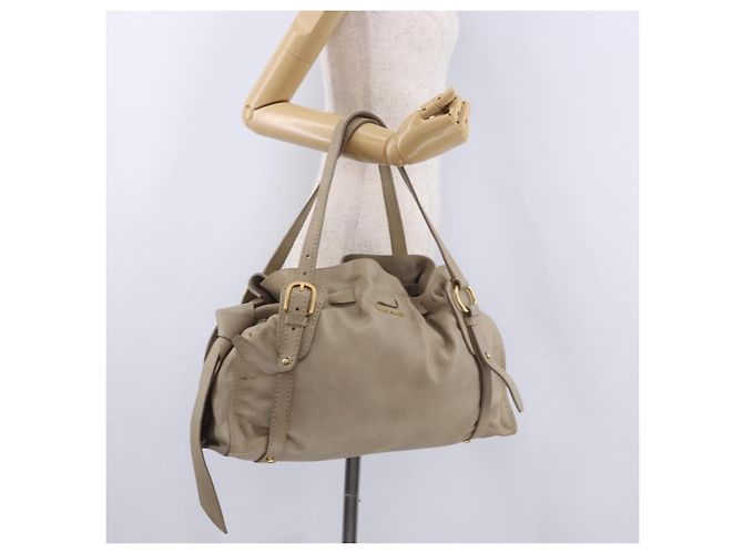 Borsa Tote Miu Miu in pelle beige tono oro Auth 198364A - vista 24