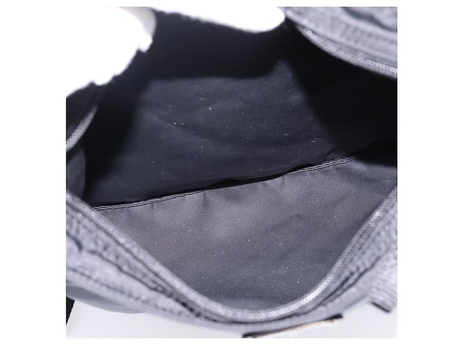 Borsa a tracolla PRADA in nylon nera argento B7338 Auth am12305V Nero - vista 11