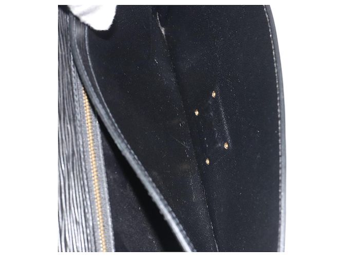 LOUIS VUITTON Epi Sellier Dragonne Clutch Bag Black M52612 LV Auth BA14957 Nero - vista 22