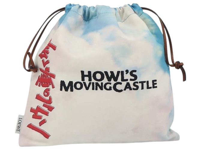 LOEWE Studio Ghibli Howl's Moving Castle Pouch Nylon Blue Auth 167498M Azul - vista 2