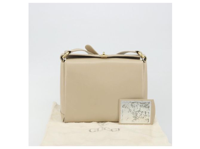 Borsa a tracolla GUCCI Old Turn Lock in pelle beige tono oro Auth am12298A - vista 12