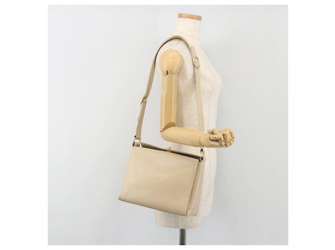 Borsa a tracolla GUCCI Old Turn Lock in pelle beige tono oro Auth am12298A - vista 28