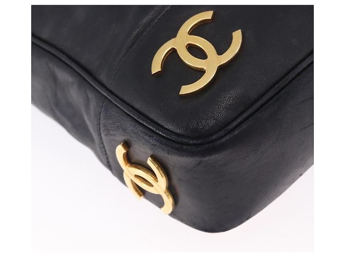 CHANEL Triple Coco Chain Schultertasche aus Leder Schwarz Gold CC Auth 198357 - Ansicht 15