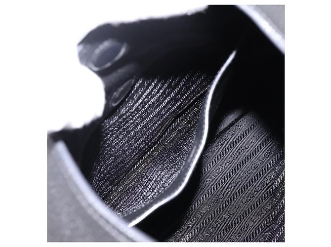 Borsa a tracolla PRADA in pelle Taurillon Nero Auth am12420SAM - vista 24