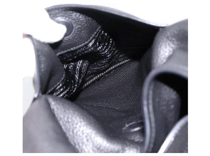 Borsa a tracolla PRADA in pelle Taurillon Nero Auth am12420SAM - vista 25