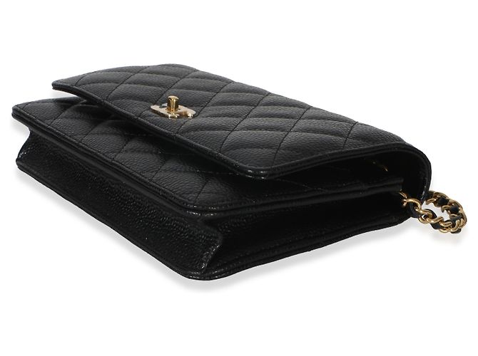 Chanel Portafoglio con catena CC in pelle caviar matelassé nera Nero - vista 6