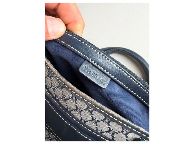 Céline Vintage Celine Macadam Coated Canvas Handtasche Hellblau Navy Marineblau - Ansicht 6