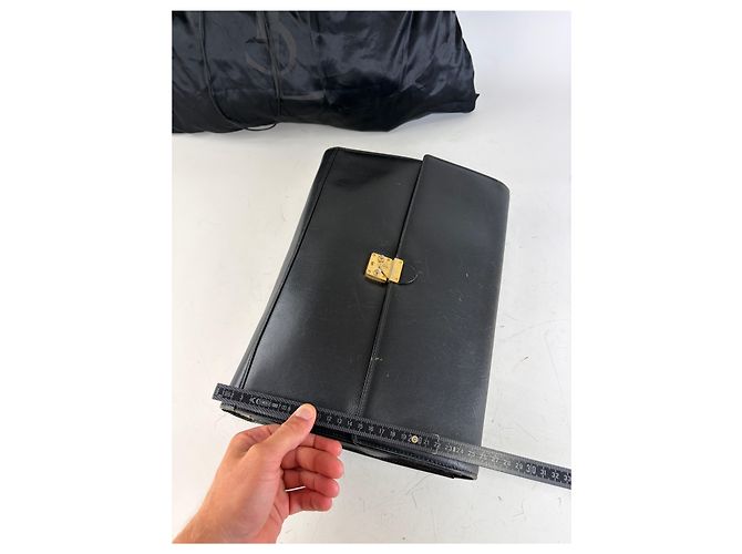 Clutch Vintage Yves Saint Laurent in Pelle Nera e Oro Nero - vista 12