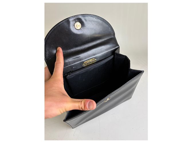 Vintage Givenchy Strukturierte Ledertasche Schwarz Gold - Ansicht 3