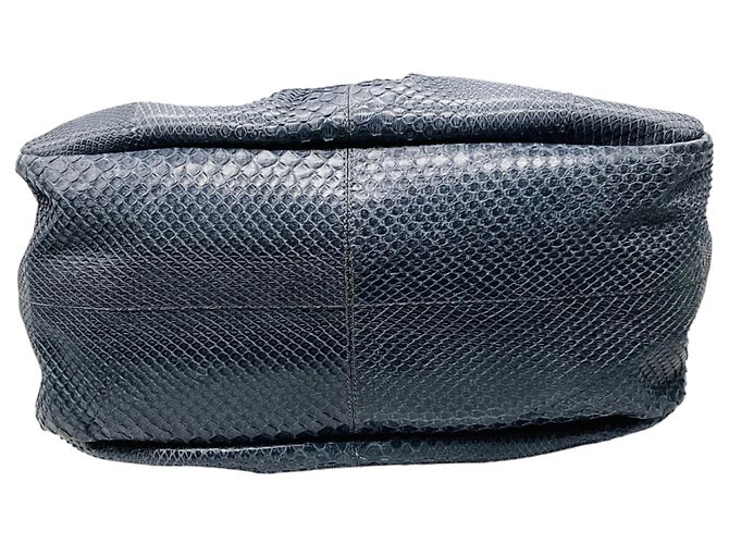 Tod's Handtasche aus Pythonleder in Schieferblau - Ansicht 4