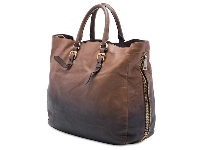 Borsa Tote convertibile Prada Ombre Vitello Daino marrone con zip laterale - vista 2