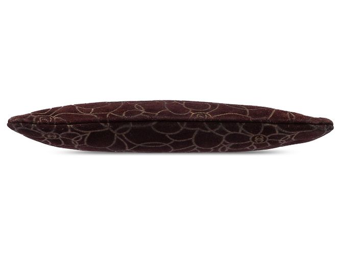 Borsa a spalla Pochette Chanel in camoscio goffrato marrone con Camelia e catena - vista 3