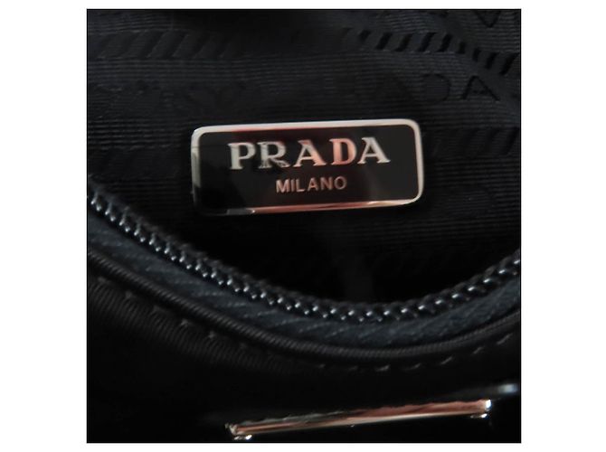 Borsa a tracolla Prada Mini Re Nylon Re-Edition 2000 Nera Nero - vista 5