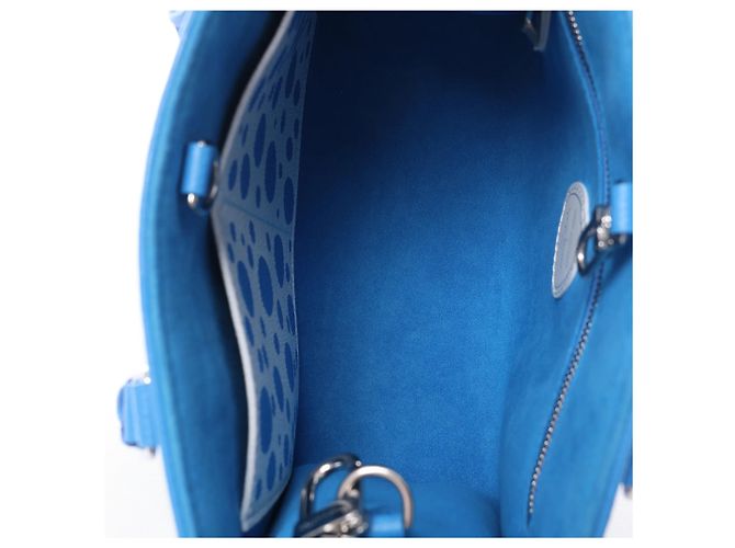 Onthego Louis Vuitton x Yayoi Kusama On the Go PM Empreinte Leather in Blue M46424 - vista 12