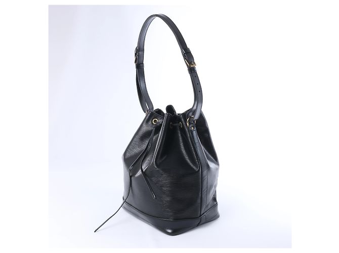 Borsa a tracolla Louis Vuitton Noe in pelle Epi Nera M59002 Nero - vista 2