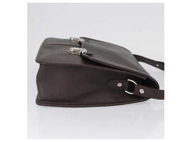 LOUIS VUITTON Taiga Alexei Shoulder Bag Grizzly M32478 LV - vista 3