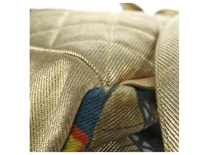 CHANEL Graphic Backpack Coated Canvas Gold CC - vista 13